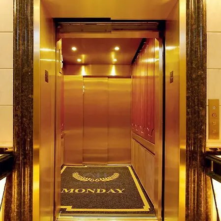Hotel The Allen New York