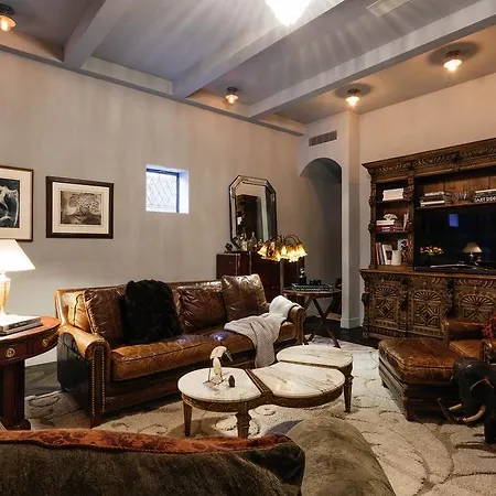 Cornelia Street Apartment