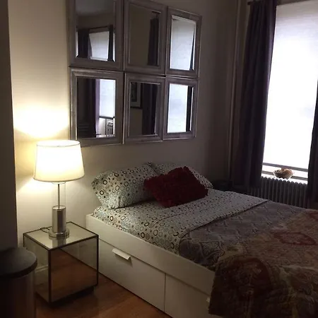 Studio At Chelsea Apartment New York