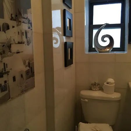 Studio At Chelsea Apartment