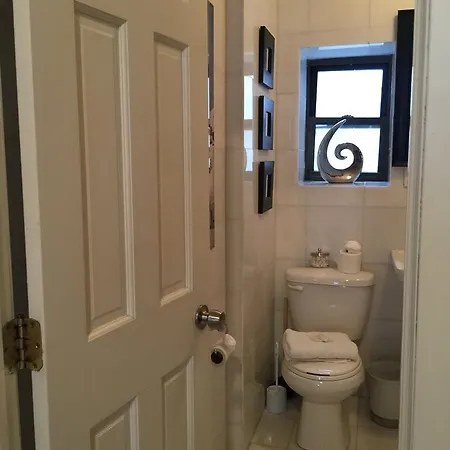 Studio At Chelsea Apartment