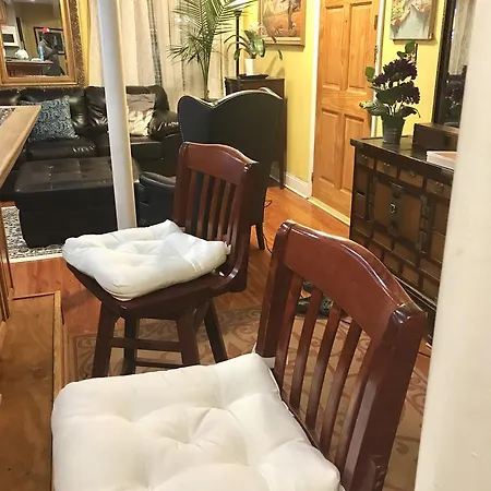 Guest house Townhouse On Greene