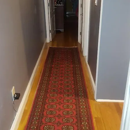 Apartment Affordable In Shared House Brooklyn *