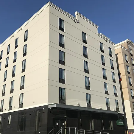 Wingate By Wyndham Jamaica Ny/ Airtrain Jfk 3*