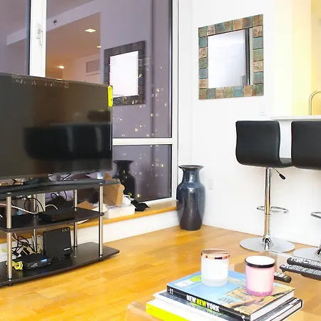 Apartment The Luxe #6 - 2 Bedroom New York
