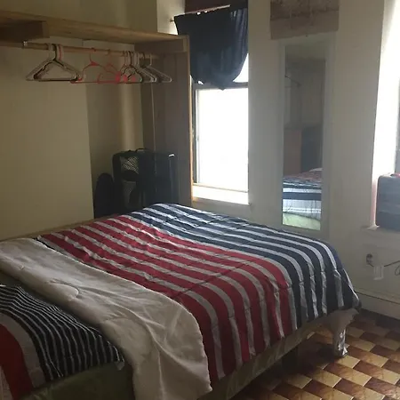 Apartment Furnished *