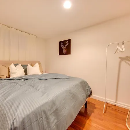 Times Square 3 Bedroom! Apartment *