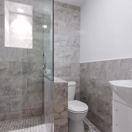 Times Square 3 Bedroom! Apartment *