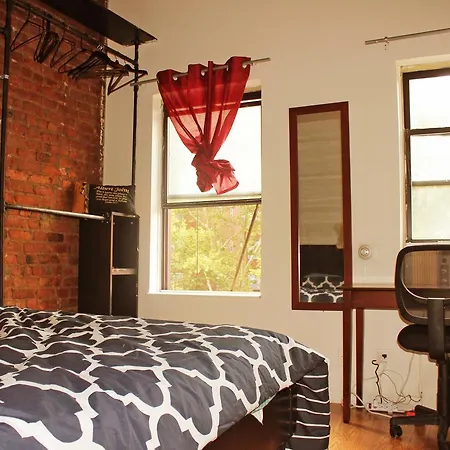 Big 3 Bedroom In Prime Chelsea Location