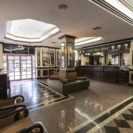 Hotel The Avenue Plaza
