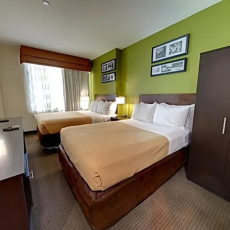 Hotel Hillside