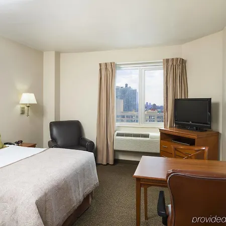 Hotel Candlewood Nyc -times Square By Ihg