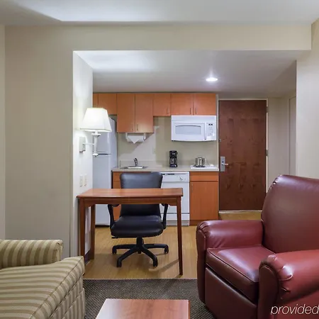 Candlewood Nyc -times Square By Ihg