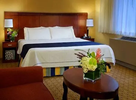 Hotel Courtyard By Marriott Manhattan/ Fifth Avenue 4*