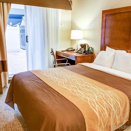 Hotel Ramada By Wyndham Times Square West 3*