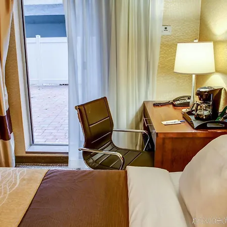 Ramada By Wyndham Times Square West New York