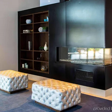 By Marriott The Bronx At Metro Center Atrium Hotel
