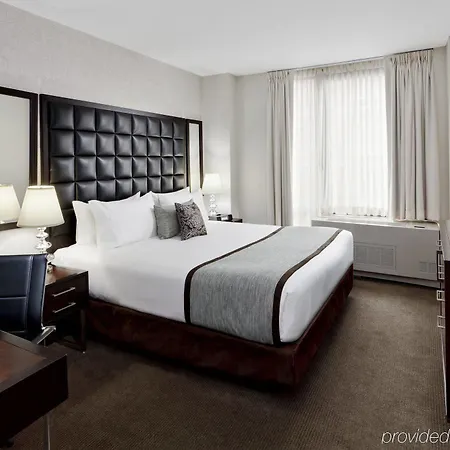 Hotel Distrikt City, Tapestry Collection By Hilton New York