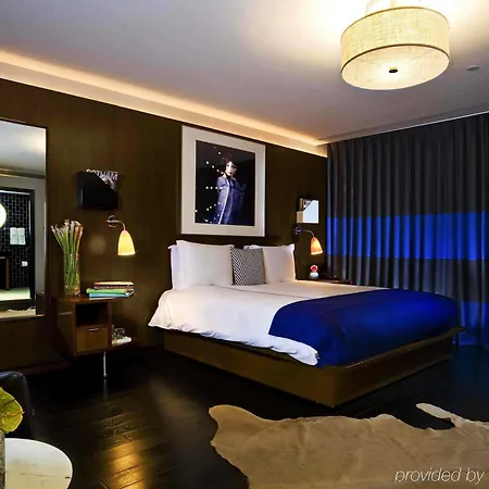 6 Columbus Park Hotel