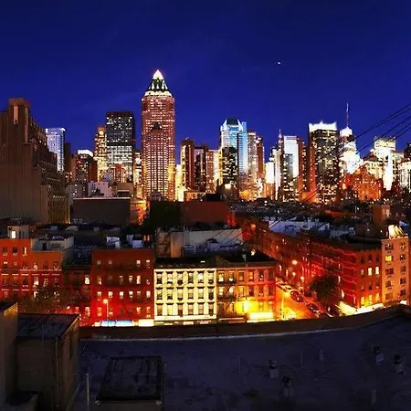 Hotel The Skyline New York