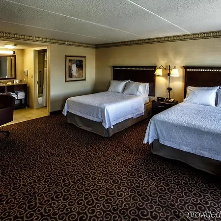Hampton & Staten Island Hotel 3*
