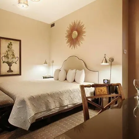 Seton Hotel 3*