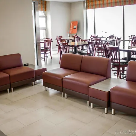 Comfort & Laguardia Airport