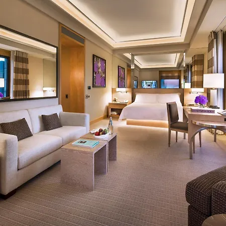 Hotel Four Seasons 5*