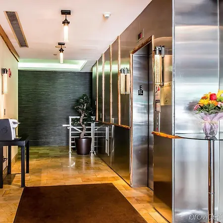 Solita Soho 3*