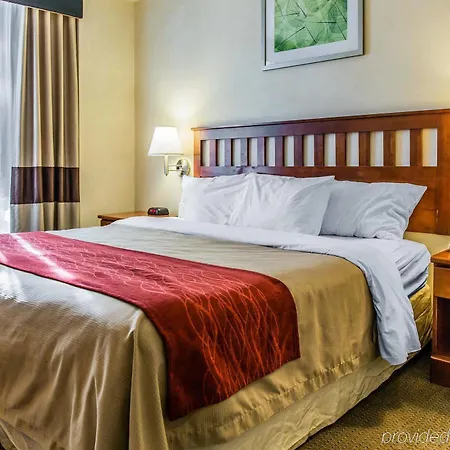 Red Lion & Long Island 3*