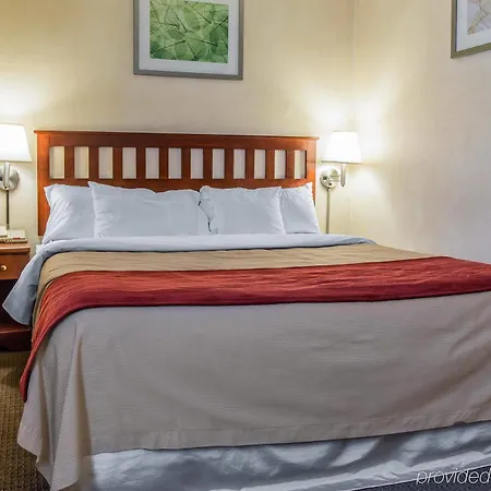 Red Lion & Long Island 3*