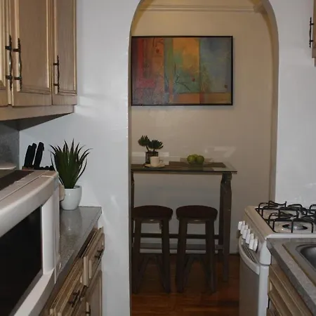Midtown East Residence Apartment *