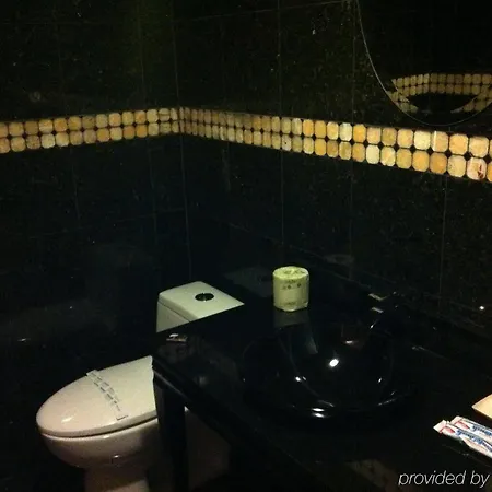 Paris 3*