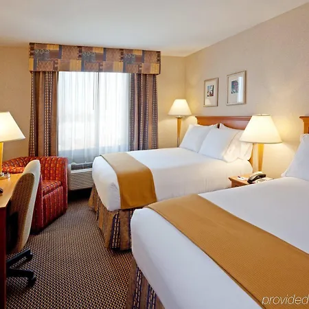 Express Brooklyn By Ihg New York