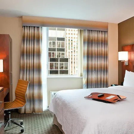 Hotel Hampton Manhattan Grand 3*