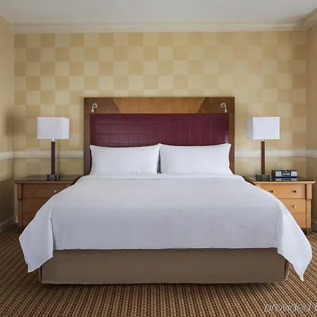 Hotel Marriott East Side New York