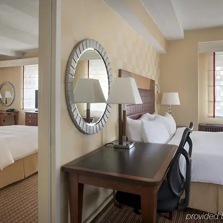 Marriott East Side Hotel New York