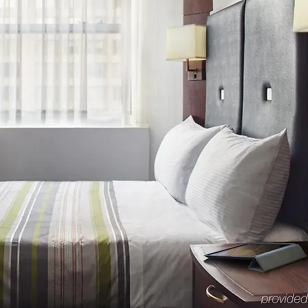 Radisson Street Hotel New York