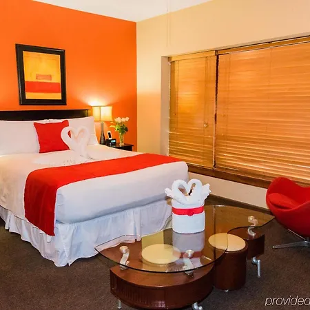 Marrakech On Broadway Hotel 3*