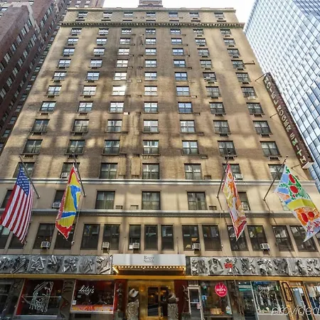 Roger Smith Hotel 3*