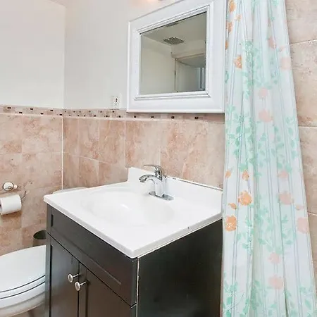 Cozy Two Bedrooms Near Times Sq - Nyc New York