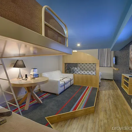 Hotel Tryp By Wyndham Times Square - Midtown 4*