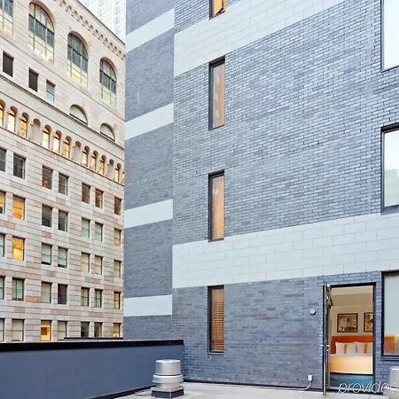 - Street By Ihg Hotel New York