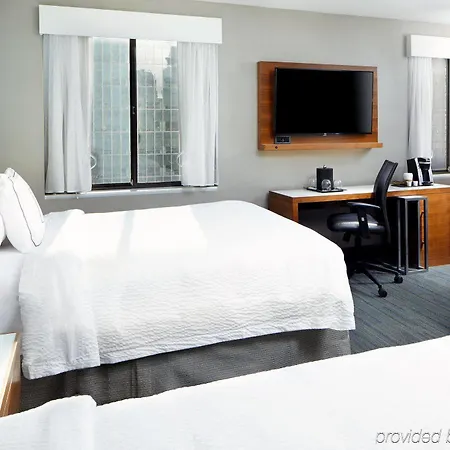 Courtyard By Marriott Downtown Manhattan/world Trade Center Area Hotel 3*