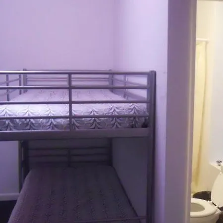 Park West Hostel *