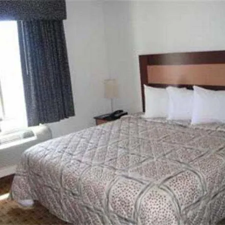 Super 8 By Wyndham Brooklyn / Park Slope New York