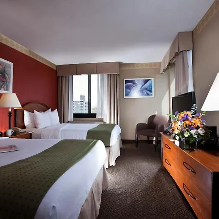 The Laguardia Hotel 3*