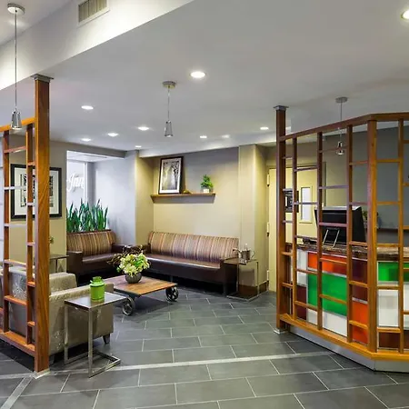 Hampton Manhattan Chelsea Hotel New York