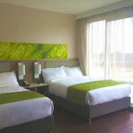 Wyndham Garden Fresh Meadows Flushing Hotel