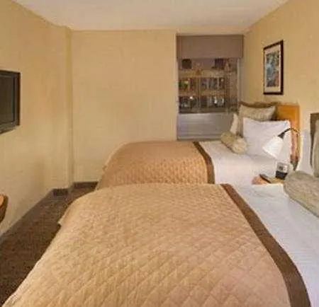 Henri 4* New York